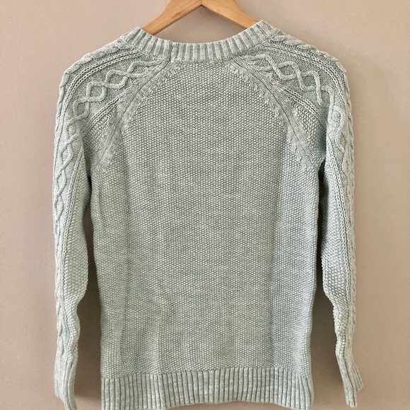 GAP cable knit sweater XS - Picture 2 of 5